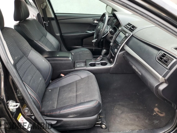 2015 Toyota Camry XLE with VIN 4T1BF1FK0FU074604, listed as a Copart auction lot 85343374 with 111,811 mi miles and Salvage Title. Bid and sale history available at DreamBid. Image 7.