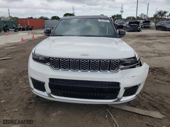 2024 Jeep Grand Cherokee L Summit Reserve with VIN 1C4RJKEG1R8592741, listed as a Copart auction lot 75413524 with 4,647 mi miles and Salvage Title. Bid and sale history available at carsss.com. Image 5.