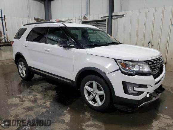 2017 Ford Explorer XLT с VIN 1FM5K8DH3HGC01999, выставлен на аукционе Copart как лот 57819325 с пробегом 101 237 миль миль и Списание • Salvage title. История ставок и продаж доступна на DreamBid. Изображение 4.