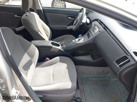 2013 Toyota Prius One with VIN JTDKN3DU7D1680553, listed as a IAAI auction lot 41985470 with 151,964 mi miles. Bid and sale history available at carsss.com. Image 5.