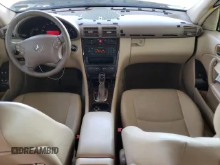 2002 Mercedes-Benz C 230/260/280/320 z VIN WDBRF61J12F232217, wystawiony jako Copart lot #58624275 z przebiegiem 90 495 mil mil oraz Szkoda całkowita • Salvage title. Historia ofert i sprzedaży dostępna na DreamBid. Obrazek 8.