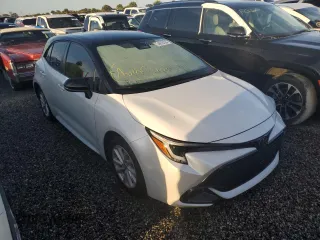 2023 Toyota Corolla Hatchback SE with VIN JTND4MBE2P3195304, listed as a Copart auction lot 74816734 with 0 mi miles and Non Repairable. Bid and sale history available at carsss.com. Image 4.