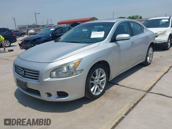 2014 Nissan Maxima SV with VIN 1N4AA5AP5EC464620, listed as a IAAI auction lot 42267412 with 147,129 mi miles and . Bid and sale history available at DreamBid. Image 17.