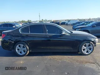 2018 BMW 3 Series 330i xDrive с VIN WBA8D9C53JA616383, выставлен на аукционе IAAI как лот 42319253 с пробегом 89 297 миль миль и . История ставок и продаж доступна на DreamBid. Изображение 13.