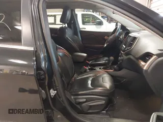 2016 Jeep Cherokee Limited with VIN 1C4PJMDB1GW304332, listed as a IAAI auction lot 41835492 with 84,567 mi miles. Bid and sale history available at carsss.com. Image 5.