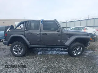 2019 Jeep Wrangler Unlimited Sahara с VIN 1C4HJXEG8KW627530, выставлен на аукционе IAAI как лот 42122544 с пробегом 118 064 миль миль и . История ставок и продаж доступна на DreamBid. Изображение 13.