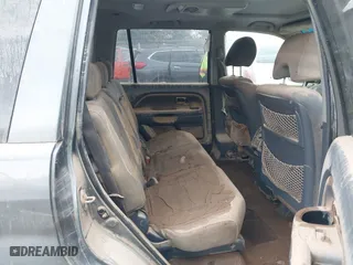 2008 Honda Pilot SE with VIN 5FNYF28318B003000, listed as a IAAI auction lot 40577303 with 1 mi miles. Bid and sale history available at carsss.com. Image 8.
