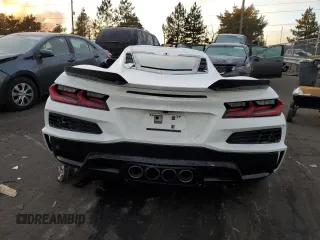2024 Chevrolet Corvette 1LZ with VIN 1G1YD2D37R5601793, listed as a Copart auction lot 85160634 with Not Provided miles and Non Repairable. Bid and sale history available at DreamBid. Image 6.