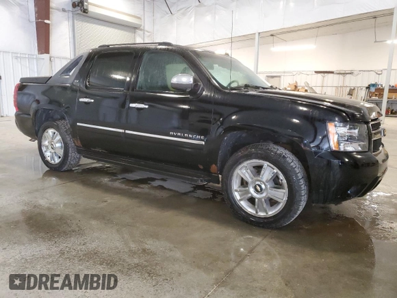 2010 Chevrolet Avalanche LTZ with VIN 3GNVKGE05AG222023, listed as a Copart auction lot 73766424 with 146,595 mi miles and Clean Title. Bid and sale history available at carsss.com. Image 4.