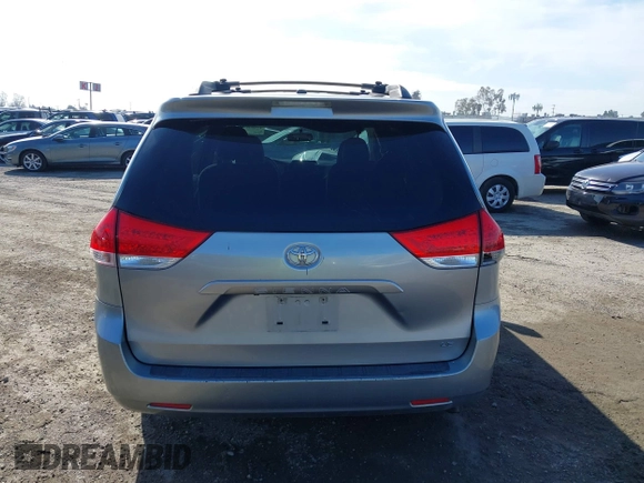 2011 Toyota Sienna LE AAS with VIN 5TDKK3DC0BS119675, listed as a IAAI auction lot 41809573 with 289,496 mi miles. Bid and sale history available at carsss.com. Image 17.