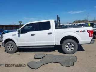 2015 Ford F-150 XLT with VIN 1FTEW1EFXFKE27190, listed as a IAAI auction lot 41670252 with 250,077 mi miles. Bid and sale history available at carsss.com. Image 14.