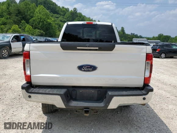 2018 Ford F-250 XL with VIN 1FT7W2BT7JEB87984, listed as a Copart auction lot 59357515 with 150,153 mi miles and Salvage title. Bid and sale history available at DreamBid. Image 6.