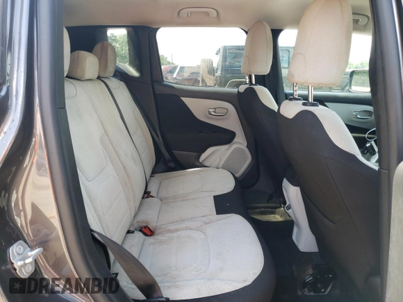 2020 Jeep Renegade Latitude with VIN ZACNJABB2LPL86875, listed as a Copart auction lot 57559765 with 59,806 mi miles and Salvage title. Bid and sale history available at DreamBid. Image 11.