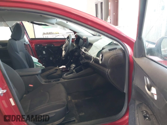 2019 Kia Forte LXS with VIN 3KPF24AD3KE070258, listed as a IAAI auction lot 42483907 with 58,195 mi miles and . Bid and sale history available at DreamBid. Image 5.