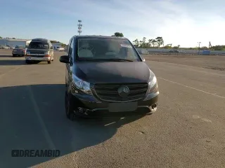 2021 Mercedes-Benz Metris with VIN W1WV0FEY8M3862575, listed as a Copart auction lot 71089143 with 14,164 mi miles and . Bid and sale history available at DreamBid. Image 10.