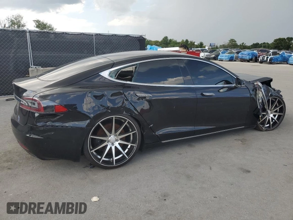 2017 Tesla Model S 100D with VIN 5YJSA1E2XHF194670, listed as a Copart auction lot 57919145 with 122,314 mi miles and Clean title. Bid and sale history available at DreamBid. Image 3.