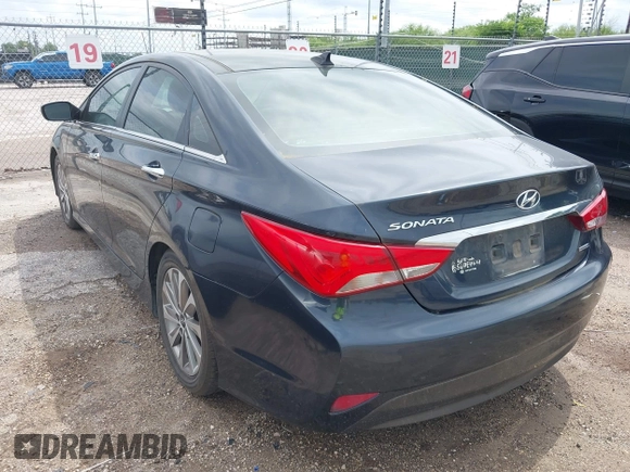 2014 Hyundai Sonata SE with VIN 5NPEC4AC3EH888752, listed as a IAAI auction lot 42106675 with 168,258 mi miles and . Bid and sale history available at DreamBid. Image 3.