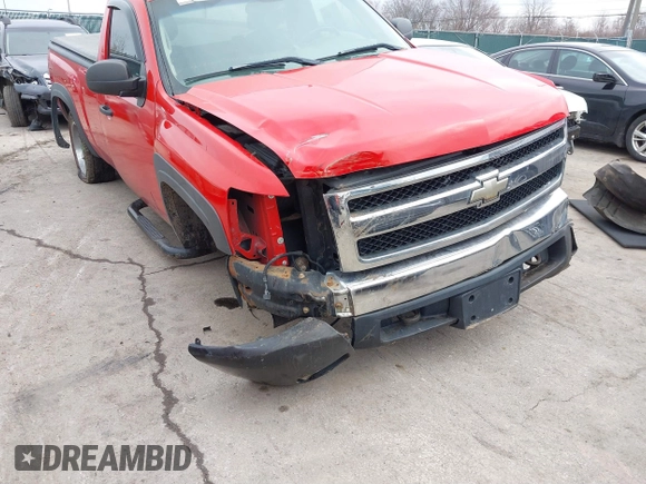 2007 Chevrolet Silverado 1500 Work Truck with VIN 1GCEC14067E553861, listed as a IAAI auction lot 41100376 with 177,573 mi miles. Bid and sale history available at carsss.com. Image 6.