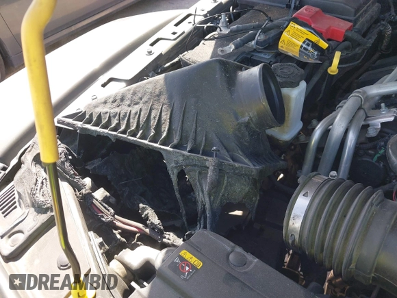 2022 Jeep Gladiator Rubicon z VIN 1C6JJTBG2NL167034, wystawiony jako IAAI lot #41854225 z przebiegiem Nie podano mil oraz . Historia ofert i sprzedaży dostępna na DreamBid. Obrazek 6.
