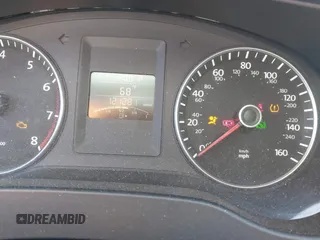 2012 Volkswagen Jetta SE с VIN 3VWDX7AJXCM073243, выставлен на аукционе IAAI как лот 41600202 с пробегом 121 281 миль миль и . История ставок и продаж доступна на DreamBid. Изображение 7.
