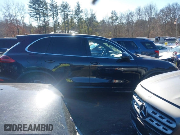 2016 Porsche Cayenne with VIN WP1AA2A28GKA37162, listed as a IAAI auction lot 41424921 with 95,717 mi miles. Bid and sale history available at carsss.com. Image 13.