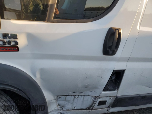 2015 Ram ProMaster Cargo with VIN 3C6TRVDG6FE515888, listed as a Copart auction lot 43841555 with 155,603 mi miles and Salvage Title. Bid and sale history available at carsss.com. Image 7.