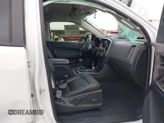 2019 Chevrolet Colorado 4WD Z71 z VIN 1GCGTDEN3K1317883, wystawiony jako IAAI lot #41439010 z przebiegiem 34 306 mil mil oraz . Historia ofert i sprzedaży dostępna na DreamBid. Obrazek 5.