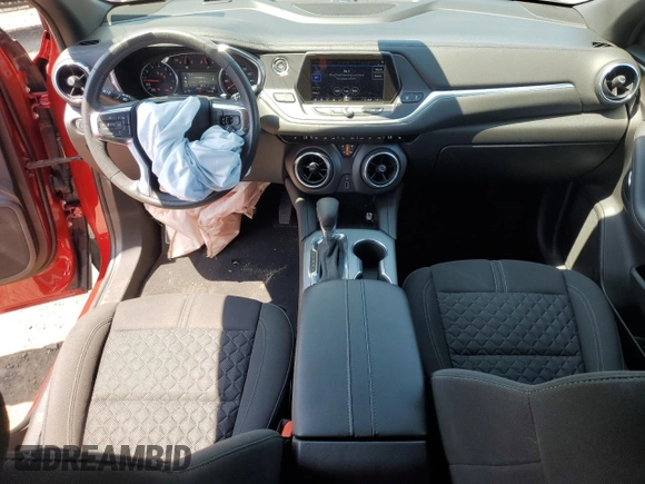 2021 Chevrolet Blazer LT z VIN 3GNKBCRS6MS524834, wystawiony jako Copart lot #63138245 z przebiegiem 28 387 mil mil oraz Nie do naprawy • Non repairable. Historia ofert i sprzedaży dostępna na DreamBid. Obrazek 8.