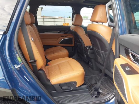 2024 Kia Telluride EX z VIN 5XYP3DGC8RG551457, wystawiony jako IAAI lot #42308920 z przebiegiem 15 795 mil mil oraz . Historia ofert i sprzedaży dostępna na DreamBid. Obrazek 8.
