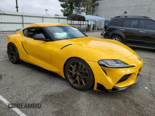 2020 Toyota GR Supra 3.0 with VIN WZ1DB4C06LW028001, listed as a Copart auction lot 43164045 with 12,623 mi miles and Salvage Title. Bid and sale history available at carsss.com. Image 4.