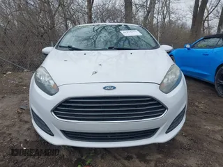 2015 Ford Fiesta SE with VIN 3FADP4BJ4FM175664, listed as a IAAI auction lot 41834555 with 79,268 mi miles. Bid and sale history available at carsss.com. Image 12.