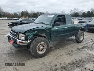 1999 Toyota Tacoma PreRunner with VIN 4TASM92N5XZ417982, listed as a Copart auction lot 85216054 with 200,772 mi miles and Salvage title. Bid and sale history available at DreamBid. Image 1.