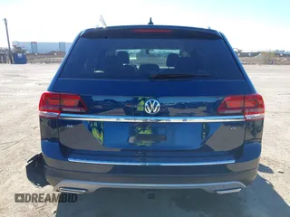 2019 Volkswagen Atlas SE with VIN 1V2DR2CA9KC506188, listed as a IAAI auction lot 41221389 with 67,593 mi miles and . Bid and sale history available at DreamBid. Image 17.