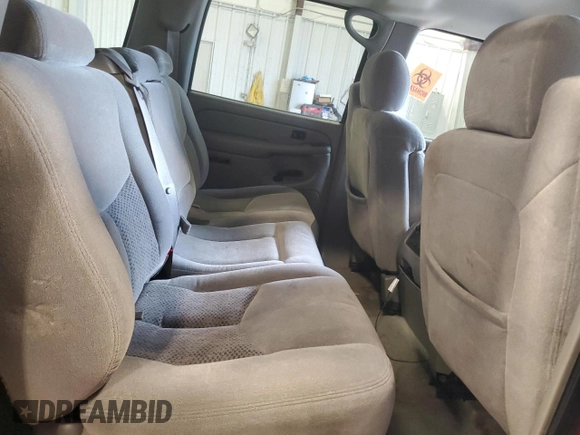 2004 Chevrolet Suburban LS with VIN 1GNFK16ZX4J242897, listed as a Copart auction lot 50256275 with 259,119 mi miles and Non Repairable. Bid and sale history available at carsss.com. Image 11.