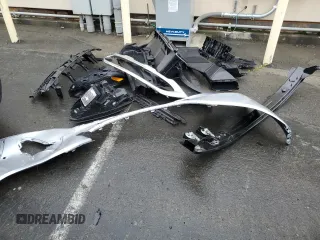 2023 Mercedes-Benz EQE 350 z VIN 4JGGM1CB2PA014522, wystawiony jako Copart lot #82137063 z przebiegiem 2 065 mil mil oraz . Historia ofert i sprzedaży dostępna na DreamBid. Obrazek 12.