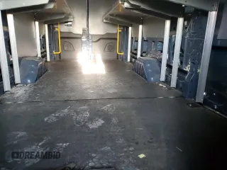 2020 Ford Transit Cargo с VIN 1FTBR3X83LKA55658, выставлен на аукционе Copart как лот 85759994 с пробегом Не указан миль и Чистый • Clean title. История ставок и продаж доступна на DreamBid. Изображение 11.
