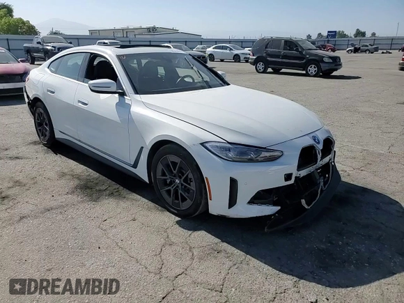 2022 BMW i4 eDrive40 with VIN WBY73AW09NFM42460, listed as a Copart auction lot 59141474 with 0 mi miles and Salvage Title. Bid and sale history available at carsss.com. Image 11.