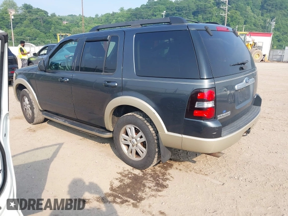 2010 Ford Explorer Eddie Bauer z VIN 1FMEU7EE5AUA86919, wystawiony jako IAAI lot #42431979 z przebiegiem 137 403 mil mil oraz . Historia ofert i sprzedaży dostępna na DreamBid. Obrazek 3.