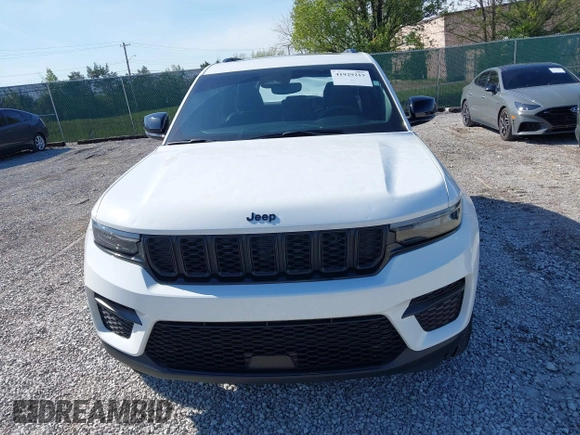 2023 Jeep Grand Cherokee Laredo with VIN 1C4RJHAG1PC515399, listed as a IAAI auction lot 41929215 with 27,986 mi miles and . Bid and sale history available at DreamBid. Image 6.