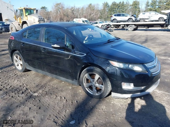 2012 Chevrolet Volt with VIN 1G1RA6E42CU125851, listed as a IAAI auction lot 41778189 with 152,337 mi miles. Bid and sale history available at carsss.com. Image 1.