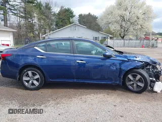 2020 Nissan Altima S z VIN 1N4BL4BW1LN322894, wystawiony jako IAAI lot #42050893 z przebiegiem 162 731 mil mil oraz . Historia ofert i sprzedaży dostępna na DreamBid. Obrazek 14.