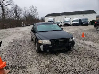 2005 Volvo S60 with VIN YV1RH592452479790, listed as a Copart auction lot 48453315 with 198,242 mi miles and Salvage Title. Bid and sale history available at carsss.com. Image 11.