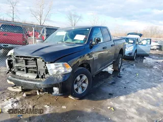 2016 Ram 1500 Express z VIN 1C6RR7FT3GS301732, wystawiony jako IAAI lot #41644208 z przebiegiem 171 693 mil mil oraz . Historia ofert i sprzedaży dostępna na DreamBid. Obrazek 2.
