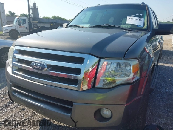 2014 Ford Expedition XLT with VIN 1FMJU1H53EEF00951, listed as a IAAI auction lot 42559040 with 225,162 mi miles and . Bid and sale history available at DreamBid. Image 12.
