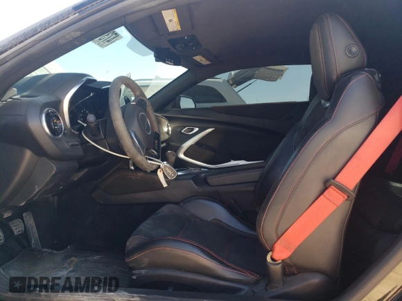 2018 Chevrolet Camaro ZL1 with VIN 1G1FJ1R61J0123661, listed as a Copart auction lot 47317855 with 36,043 mi miles and Salvage Title. Bid and sale history available at DreamBid. Image 7.