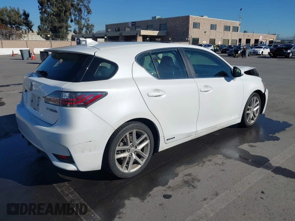 2014 Lexus CT 200h with VIN JTHKD5BH5E2203604, listed as a IAAI auction lot 41372030 with 147,449 mi miles and . Bid and sale history available at DreamBid. Image 4.