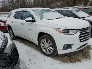 2020 Chevrolet Traverse High Country with VIN 1GNEVNKW1LJ214717, listed as a Copart auction lot 81222304 with 122,915 mi miles and Salvage Title. Bid and sale history available at carsss.com. Image 4.
