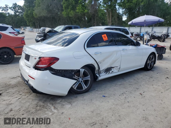 2017 Mercedes-Benz E 300 Luxury with VIN WDDZF4JB8HA150141, listed as a Copart auction lot 52560295 with 81,014 mi miles and Salvage Title. Bid and sale history available at DreamBid. Image 3.