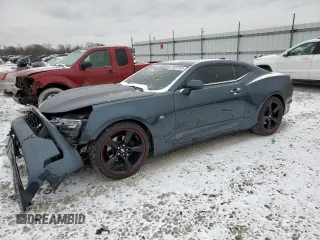 2020 Chevrolet Camaro 1LT with VIN 1G1FB1RS8L0116249, listed as a Copart auction lot 38931253 with 40,488 mi miles. Bid and sale history available at carsss.com. Image 1.
