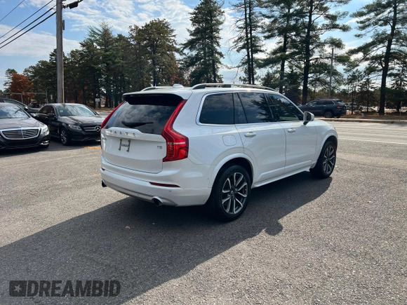 2018 Volvo XC90 Momentum with VIN YV4102CK9J1355304, listed as a Copart auction lot 78401374 with 129,048 mi miles and Clean Title. Bid and sale history available at carsss.com. Image 4.